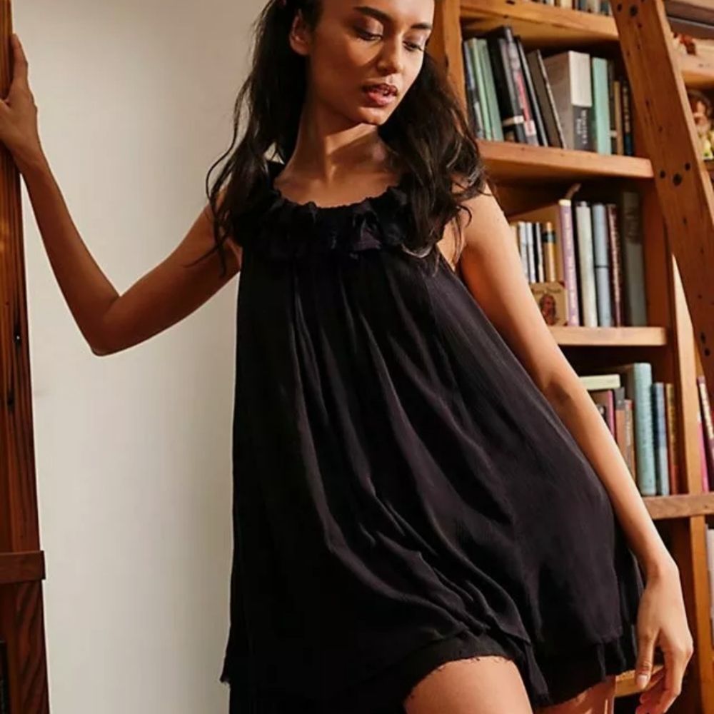 NWT INTIMATELY FREE PEOPLE JUST FOR YOU BLACK TRAPEZE DRESS SZ M